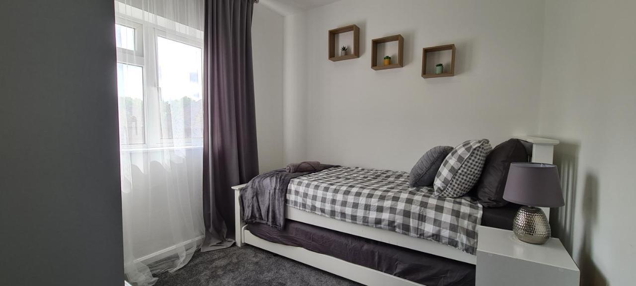 Cosy 3-Bedroom House In Aspley Нотингам Екстериор снимка
